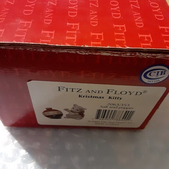 Fritz and Floyd Kristmas Kitty Salt and Pepper Set - Picture 4 of 4